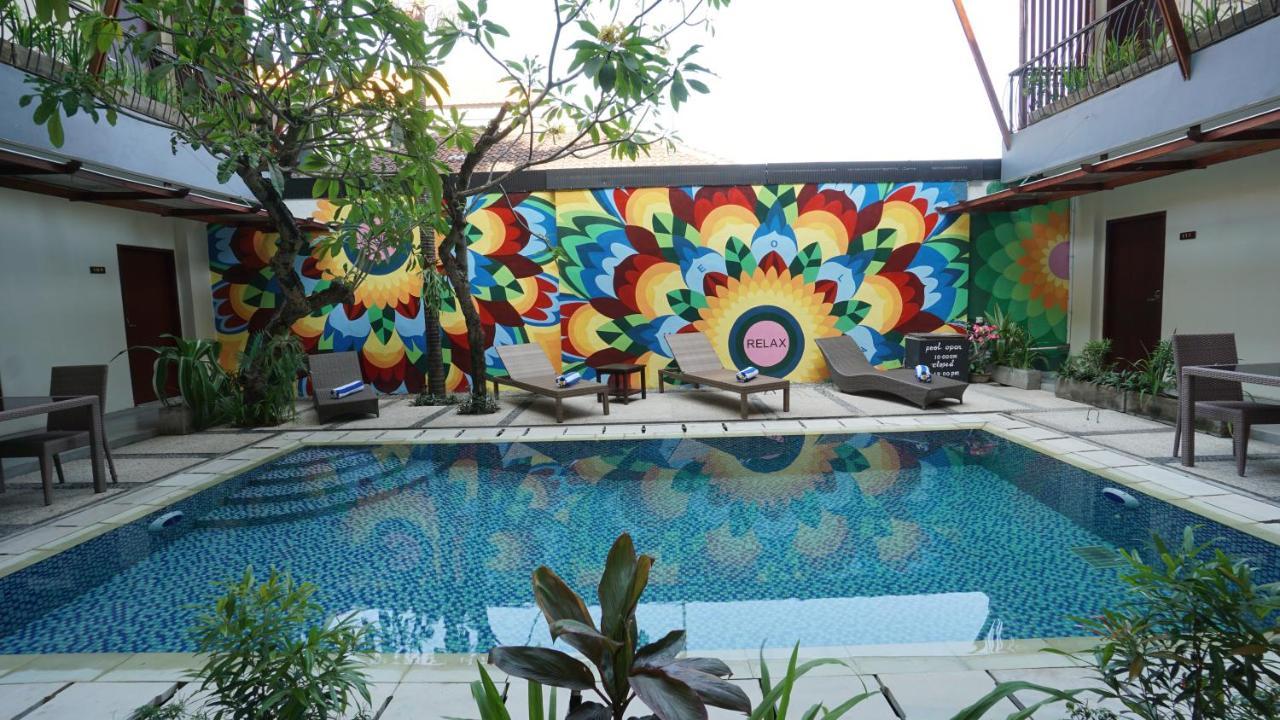 Hotel Reddoorz Near Legian Street Exterior foto