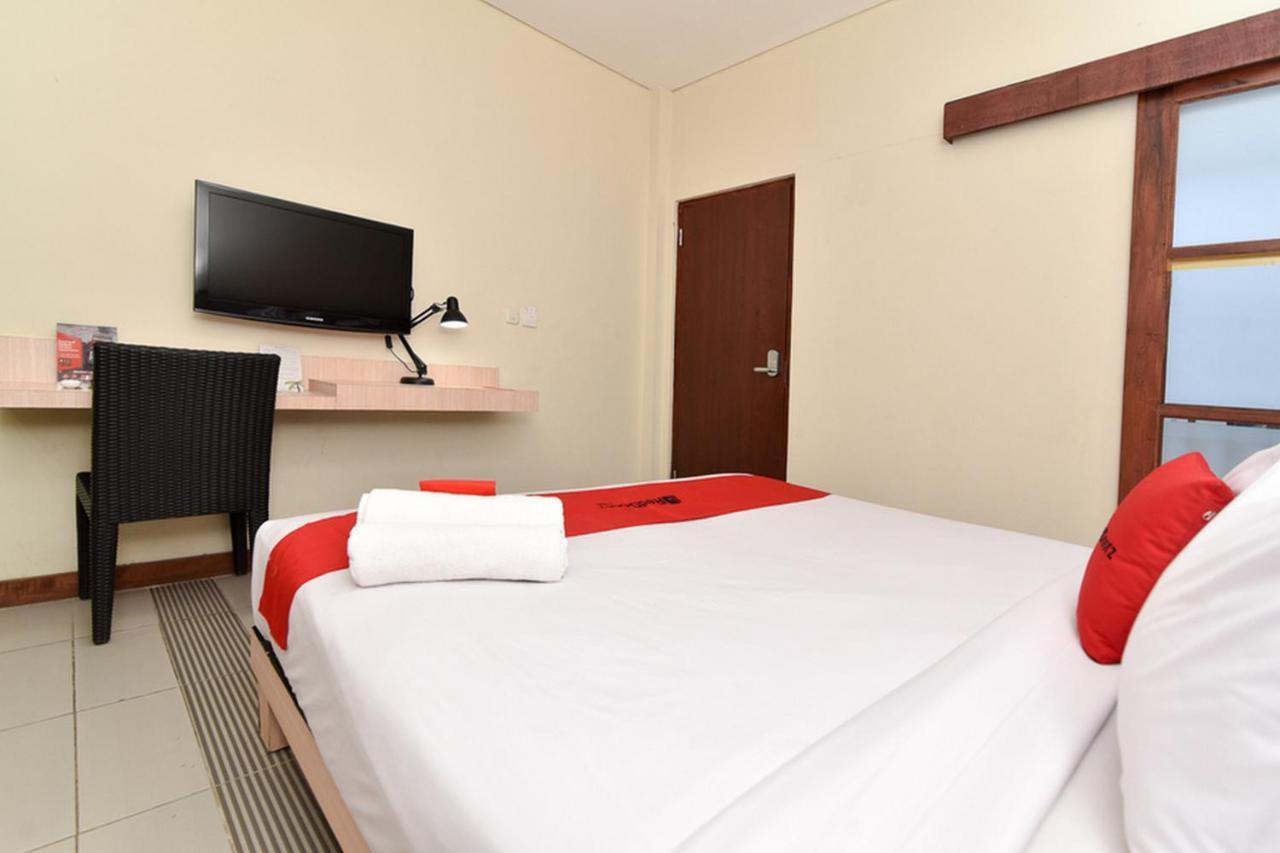 Hotel Reddoorz Near Legian Street Exterior foto